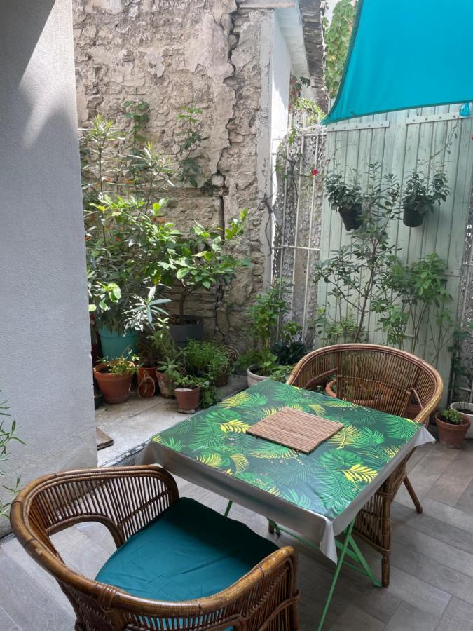 Appartement Au Centre De La Venise Provencale Л'Иль-сюр-ла-Сорг Экстерьер фото
